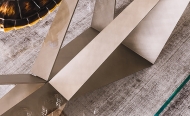  Skorpio. Cattelan, .         .     