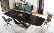  Skorpio. Cattelan, .         .     