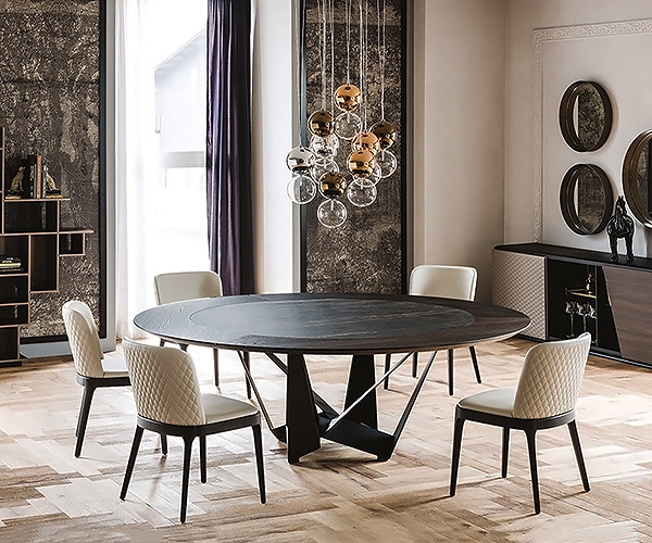 Skorpio Round, Cattelan.        .