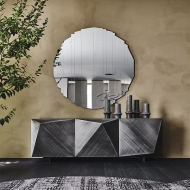  Stripes.  Cattelan, .     .   ,   