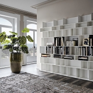  Wally.  Cattelan, .   .    - , ,   
