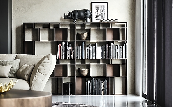  Latitude.  Cattelan, .    .    - , 