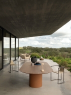 M Samoa. Cierre, .        .     