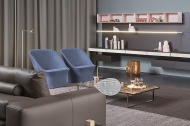  Esse Lounge.  Pianca, .   .      - , 