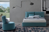  Fris. LeComfort, .   ,          . 
