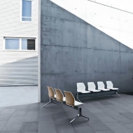  Kalea Bench.  Kastel, .     ,    .    