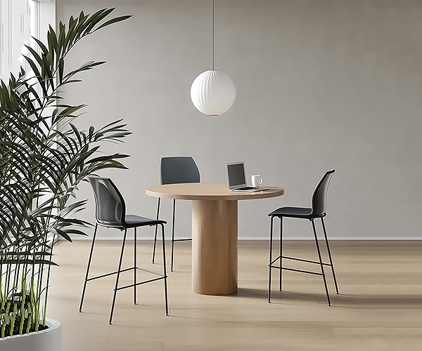  Kalea Stool, Kastel.    .