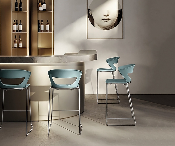  Kicca Stool, Kastel.    .