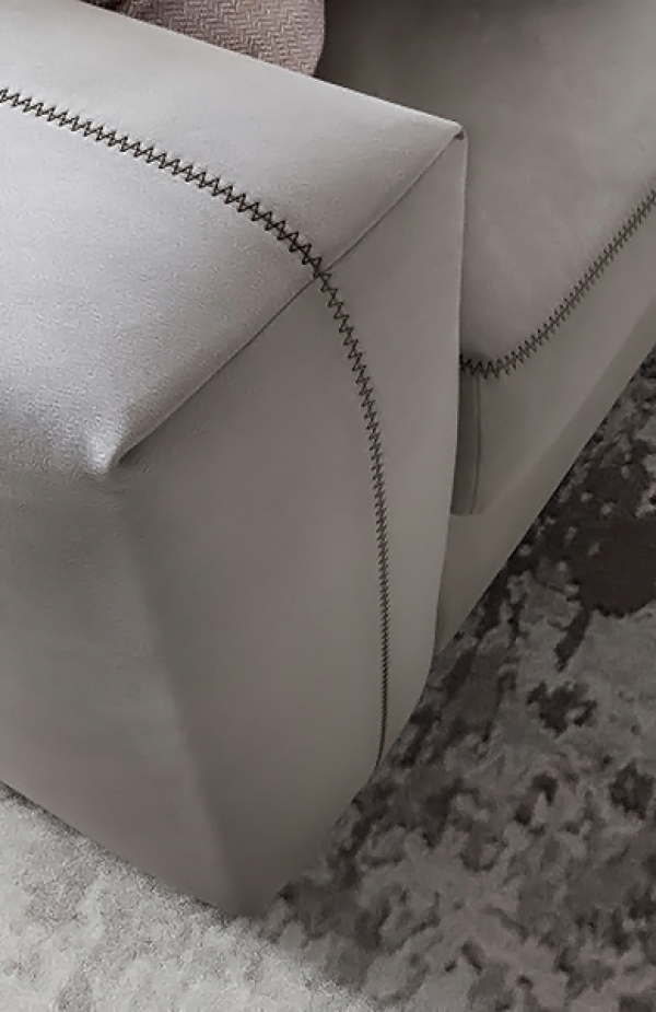  Astor.  Le Comfort, .          . 