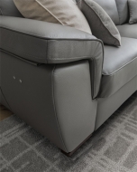  Hollis. Le Comfort, .            . 