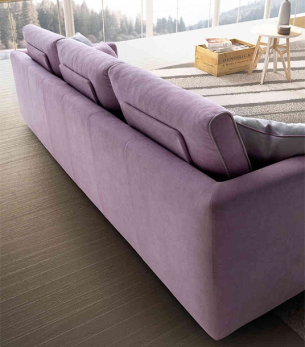  Lola. Le Comfort, .         .    - ,