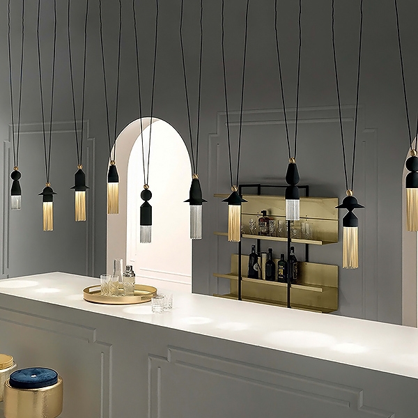  Tassels, Masiero.     -          .