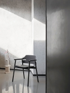  Suite.  Midj, .      .     