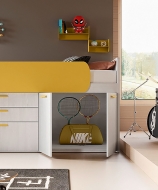  Space Saving 46,  Mistral, .     ,  .   