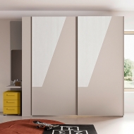 Space Saving 46,  Mistral, .     ,  .   