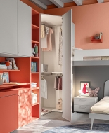  Space Saving 51,  Mistral, .        .  