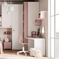  Space Saving 47,  Mistral, .     ,  .   