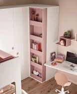  Space Saving 47,  Mistral, .     ,  .   
