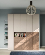  Space Saving 50,  Mistral, .      ,  .  
