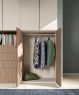  Space Saving 50,  Mistral, .      ,  .  
