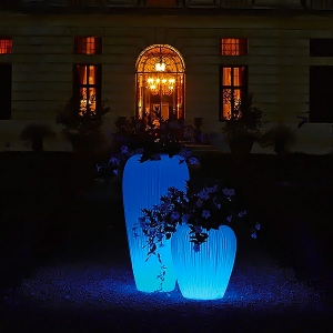 �������� ����� ����� Skin, Myyour. ������� ���������� ��������� ����� � ���������� �� ��������� �� LED ��������.