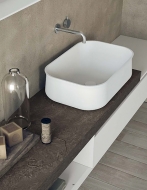 Calix XL 4.  -Novello, .      .     