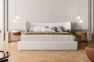  Embrace.  Pianca, .    .      - ,