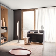       ,  Chloe Vanity.  Pianca,  -  , 