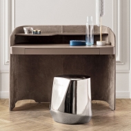       ,  Chloe Vanity.  Pianca,  -  , 