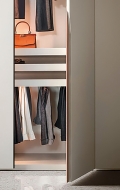 Manhattan.  Pianca, .   .      - , 