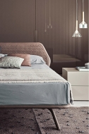  Trama.  Pianca, .   .      - , , 
