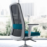  Diade.  Quadrifoglio Group, .     - , , , 