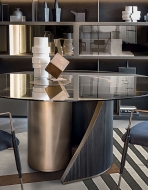  Hege.  Shake Design, .      ,  .   