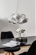  Fabula.  Slamp, .    .     - , 