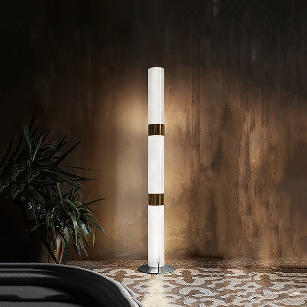 La Lollo, Slamp.   .