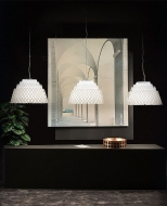  Charlotte.  Slamp, .   ,     .   