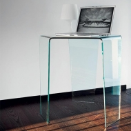  3 feet, Sovet.    .  , , ,  .    - 