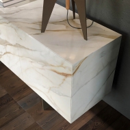 ����� Cristalia, ������������ - Tonin Casa, ������. ������� ���������� ����� �� ���������� ��� ������. �������� ���������� �����