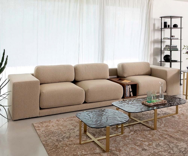 London, Tonin Casa. �������� ���������� ������� ����� � ����� �� ����������.