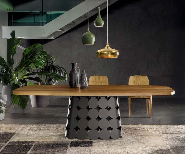 Pois, Tonin Casa. �������� ���������� �������� ���� � ������� ������.