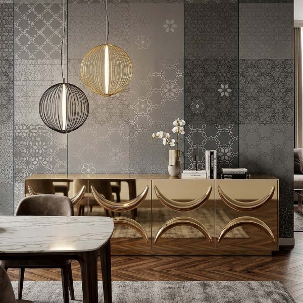 Selene, Tonin Casa. ����� ���� ���������� ����� � ��������� ����������.