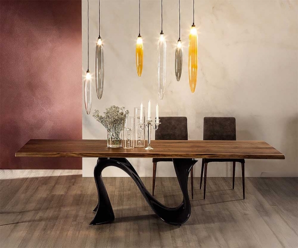 Wave, Tonin Casa. �������� ���������� ���� �� ���������� � ������ ������� ������.