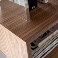  Osuna.  Tonin Casa, .   .    -  ,  
