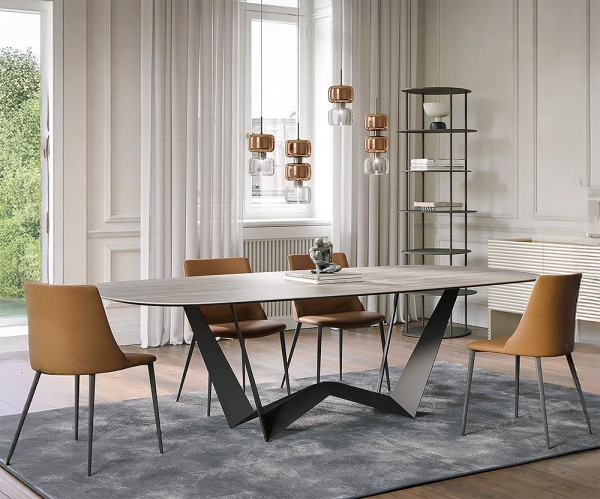 Reverse, Tonin Casa. ������� ���������� �������� ���� � ��������� ��� ������� ����.