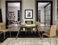 ����� Reverse, ������������ - Tonin Casa, ������. �������� ���������� ���� �� ���������� � ������� ������ � ���� �� ������ ��� �