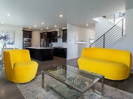  Globe.  Tonon, .    .     - ,   