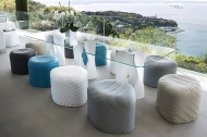  River Stone.  Tonon, .  ,       .   