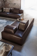  Glam.  Vibieffe, .     .   , , ,
