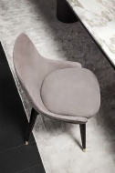  Royal.  Vibieffe, .          .  