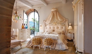 �������� ���������� ������ �������� Adele, Volpi. �������� ����������� �� ������ � ���������� ������.